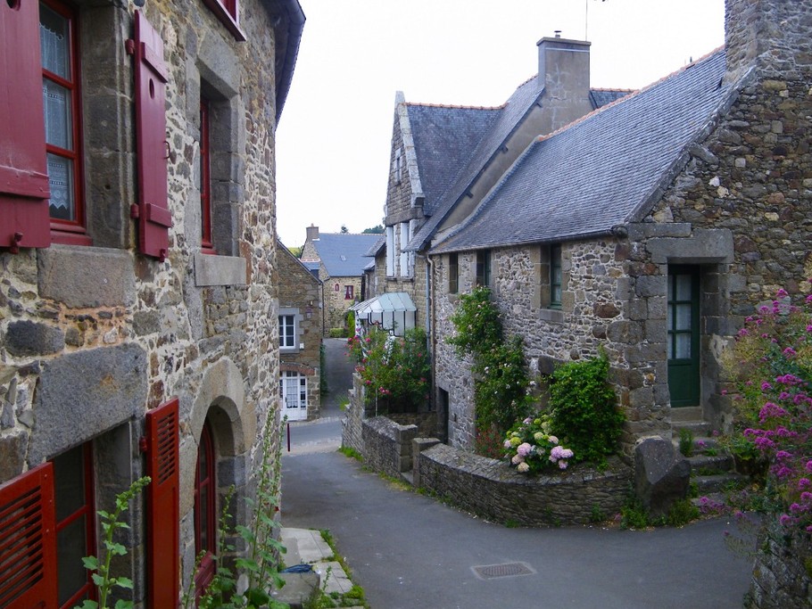 Le charmant village de Saint-Suliac, élu parmi les "plus beaux village de France".