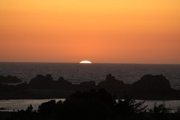 LASBLEIZ Location Plougrescant - vue mer