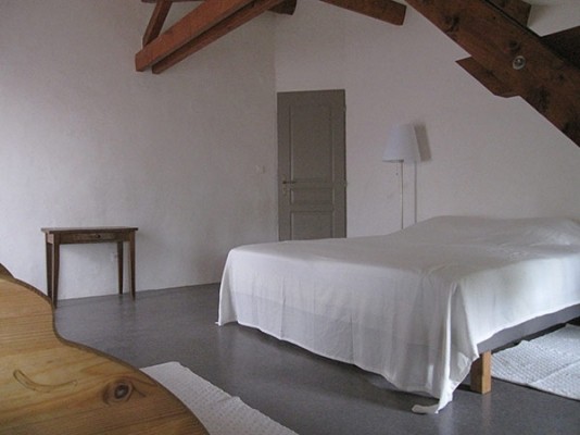chambre 1- 1 lit 180x200 (ou 2x90x200) et 1 lit 90x190