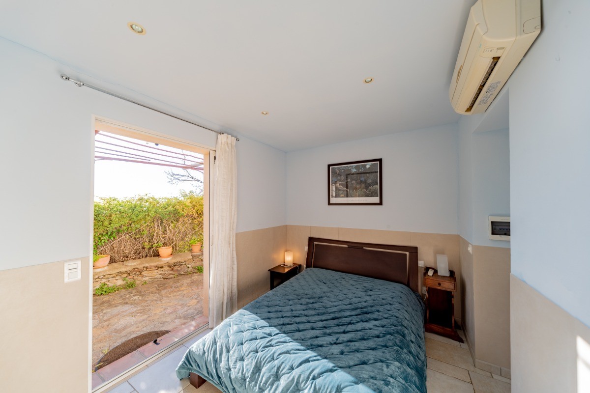 Chambre bleue en rez de chaussée
