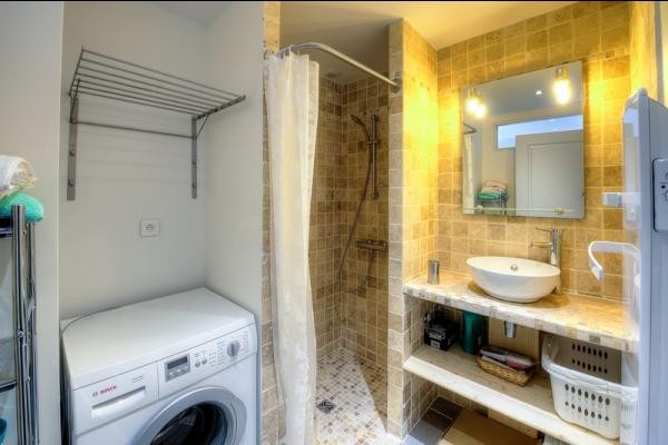 bathroom with Italian shower