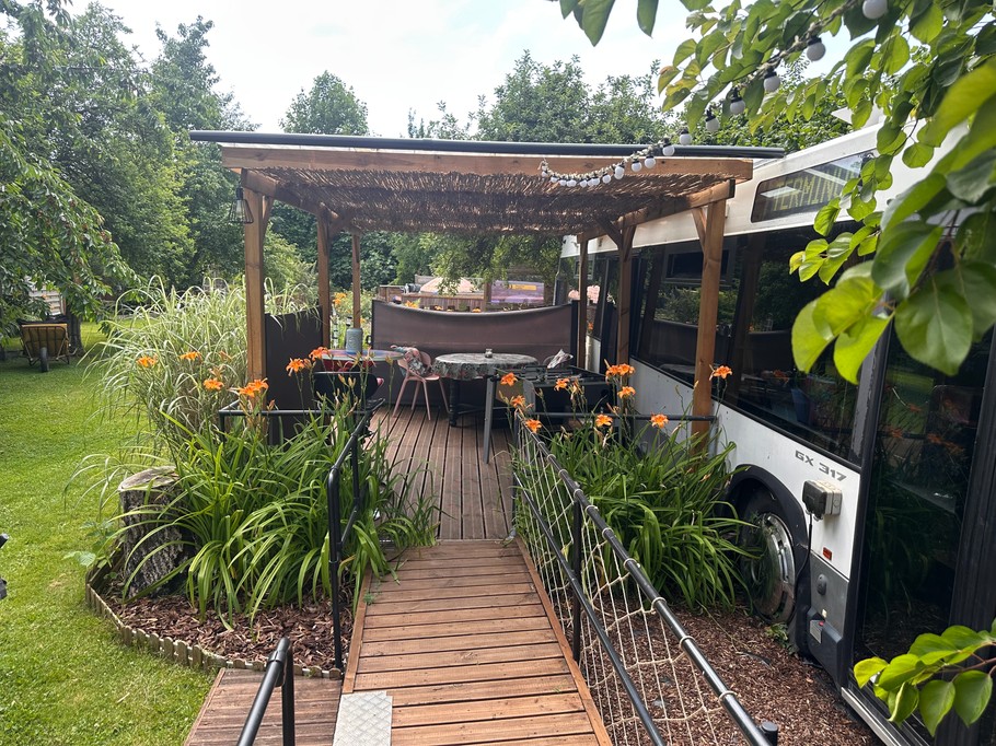 Extérieur Terminusbus - Crèvecoeur le Grand - Oise - Hauts de France