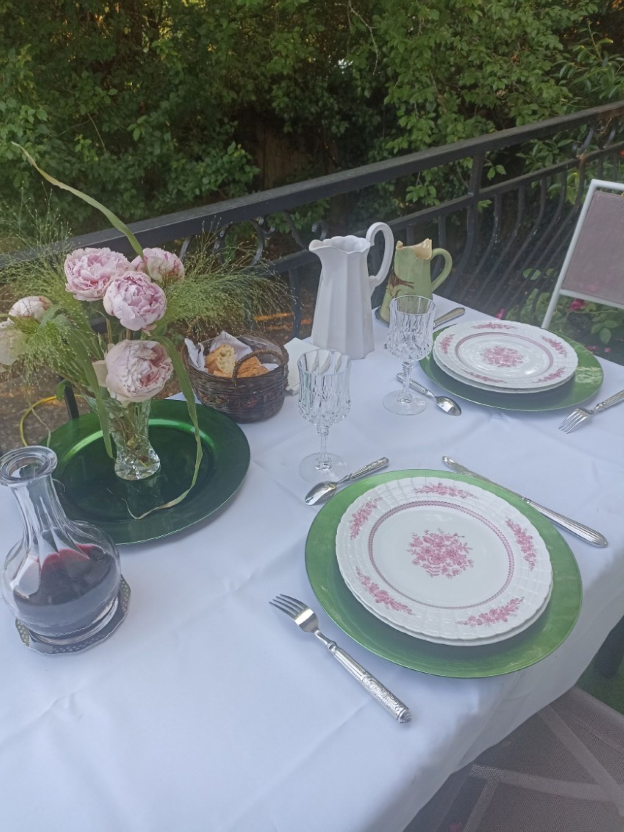 Petit déjeuner sur le balcon selon la météo, 3 chambres d'hôtes à Blois, Loir et Cher