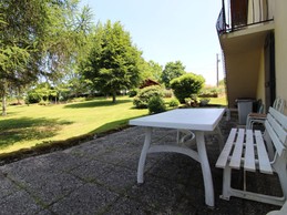 Terrasse - Gîte du Han à Saint-Remy, Vosges – Appartement nature, jardin, terrain pétanque