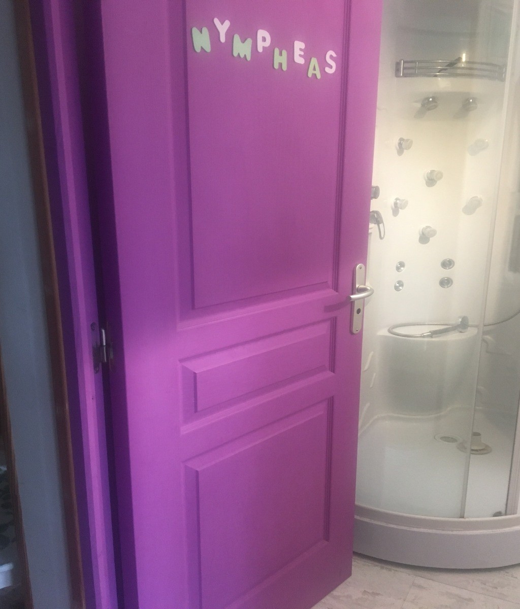 Salle de bains du gîte Nymphéas