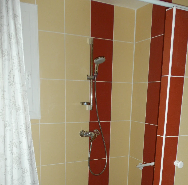 Ground floor shower