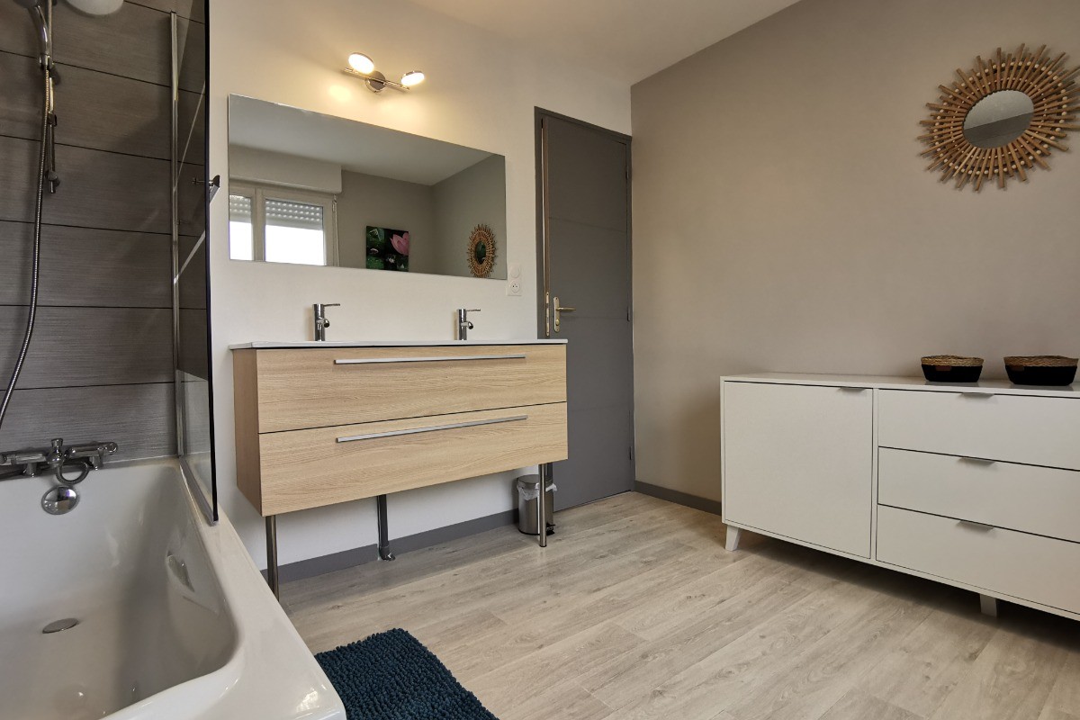 Etage: salle de bain
