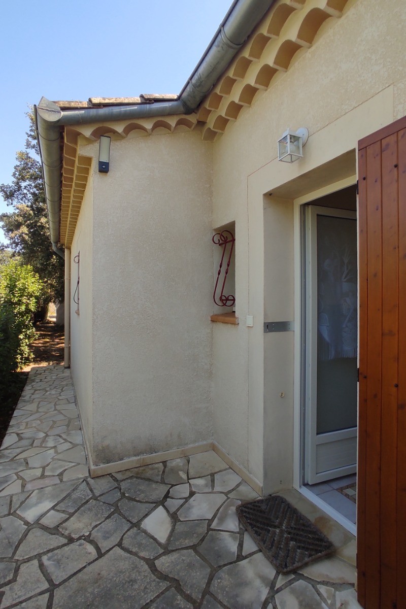 Gîte les clapas - la Maison Verte - Entrée