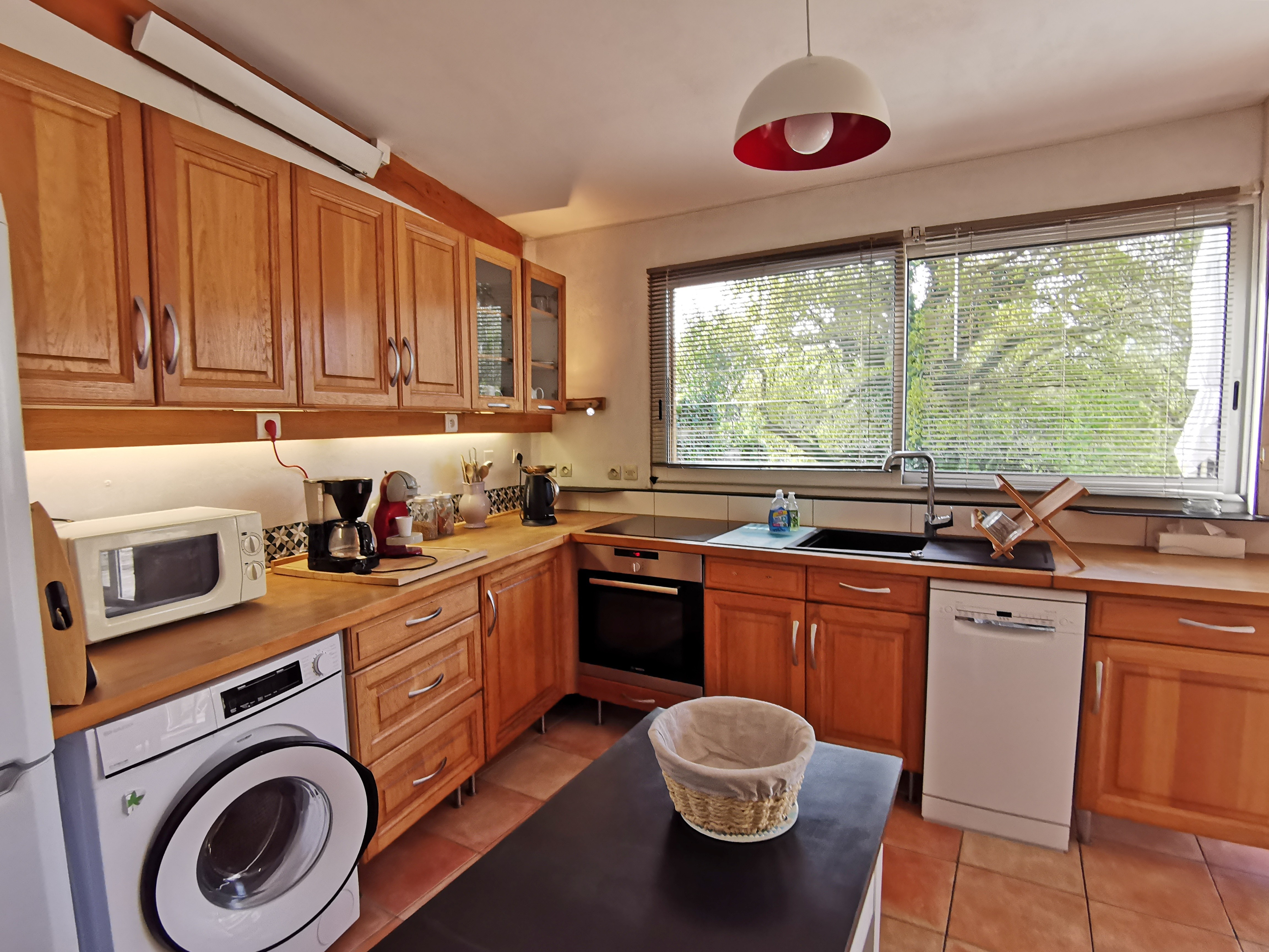 fitted kitchen