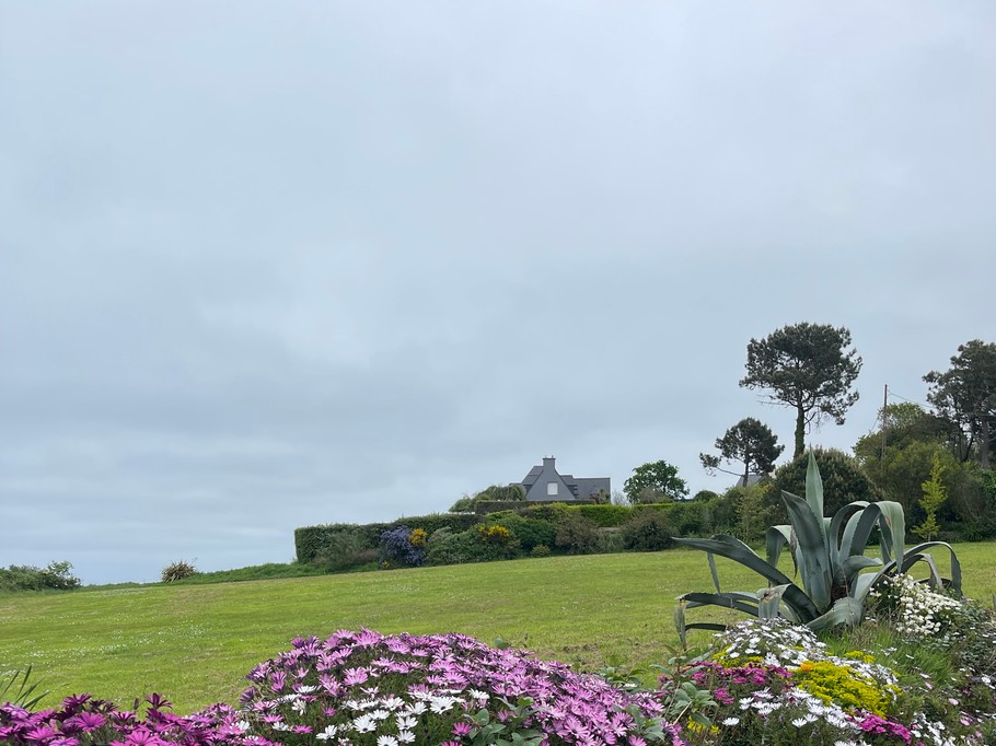 Vu près de la chapelle