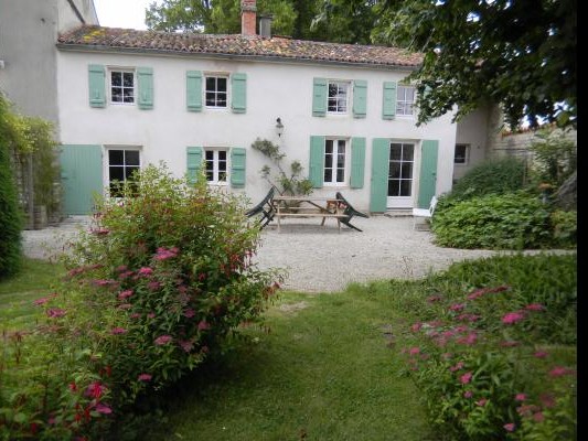 Gîte Les Tilleuls pour 2 à 7 personnes, Ouvert toute l'année, Saint-Mard, Charente maritime