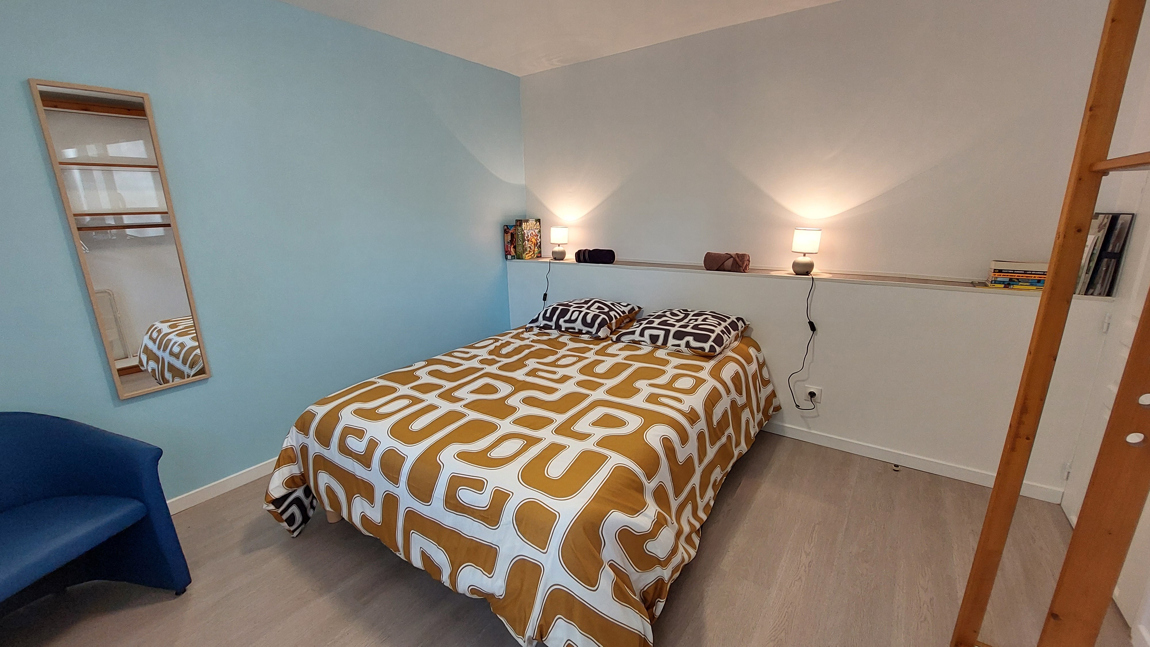 Chambre avec lit double du gîte 2 personnes à Saint-Gérons
