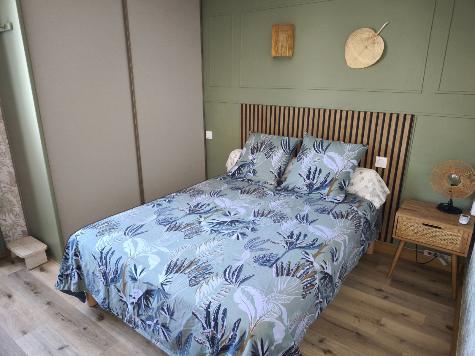 Double bedroom (wardrobe)