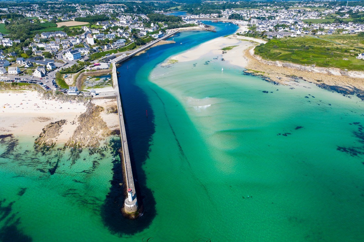 L'entrée du port d'Audierne