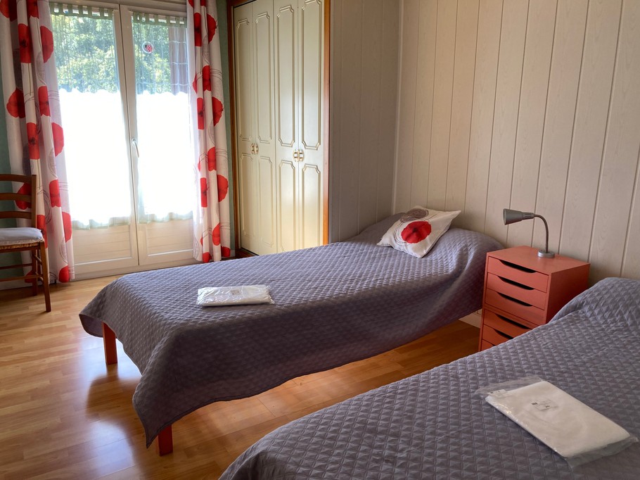 2ème chambre 2 lits 90