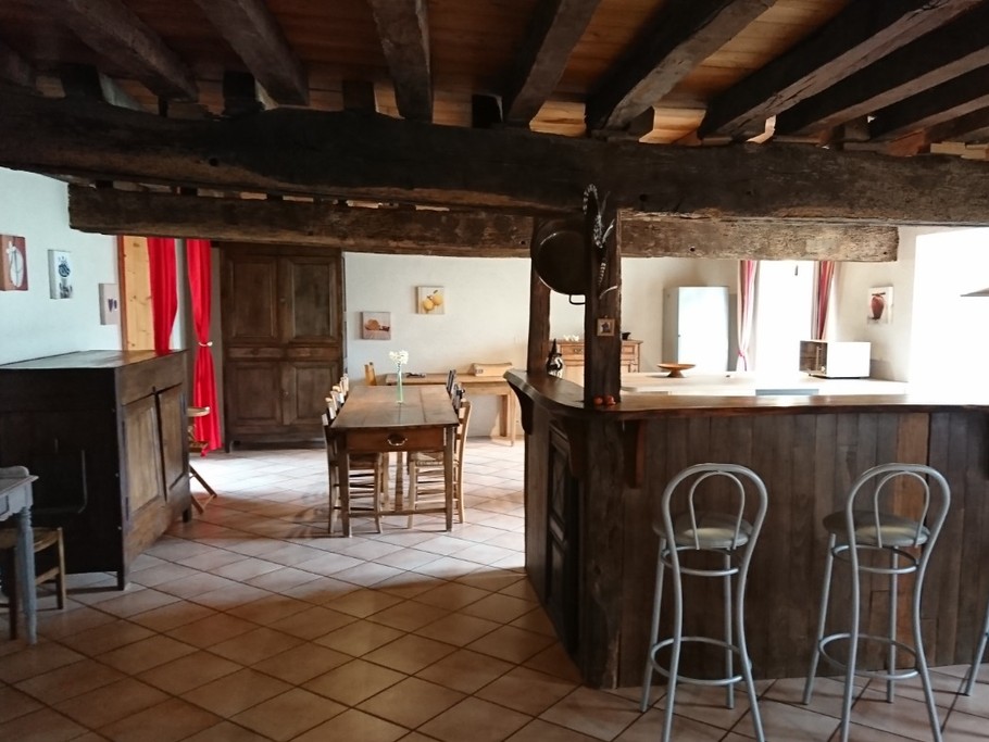 La grande pièce de vie - Gïte "Ar Merglet" - Grande longère authentique pour 12 pers. en Brocéliande près de Paimpont