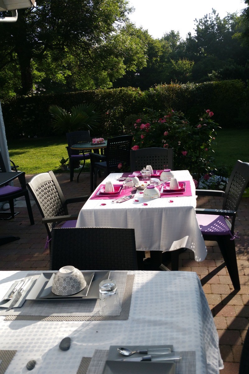 PETIT DEJEUNER EXTERIEUR