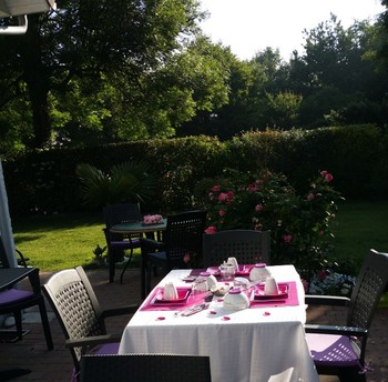 PETIT DEJEUNER EXTERIEUR