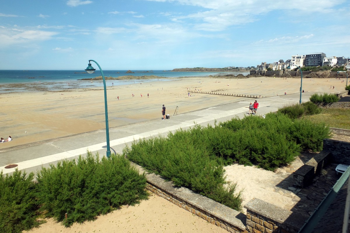 Vue vers la pointe de la Varde depuis l'appartement