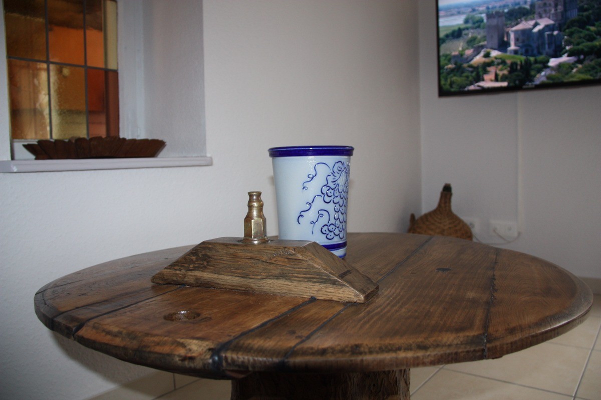 Accessoires tout droit sortis de la cave!