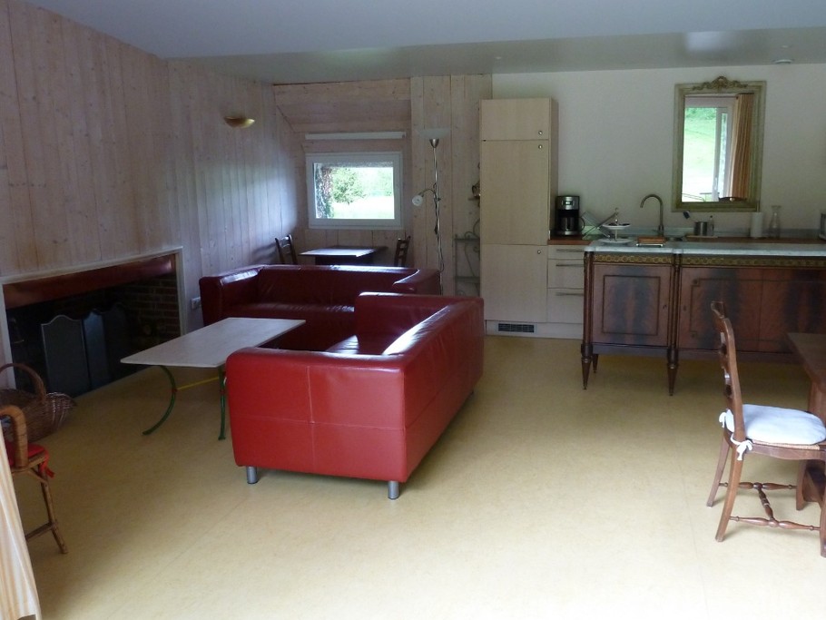 Gîte de la Villette - Gîte famille avec piscine intérieure chauffée et spa, pouvant accueillir 8 personnes en Creuse