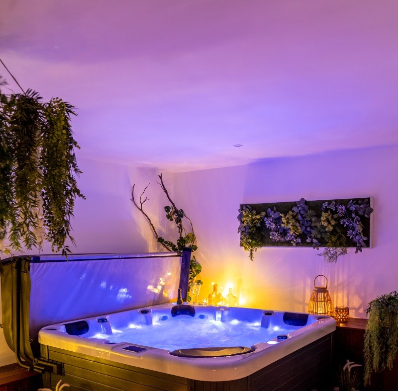 Crédit photo Ameliegraphie.com/ SPA dans un espace privatif