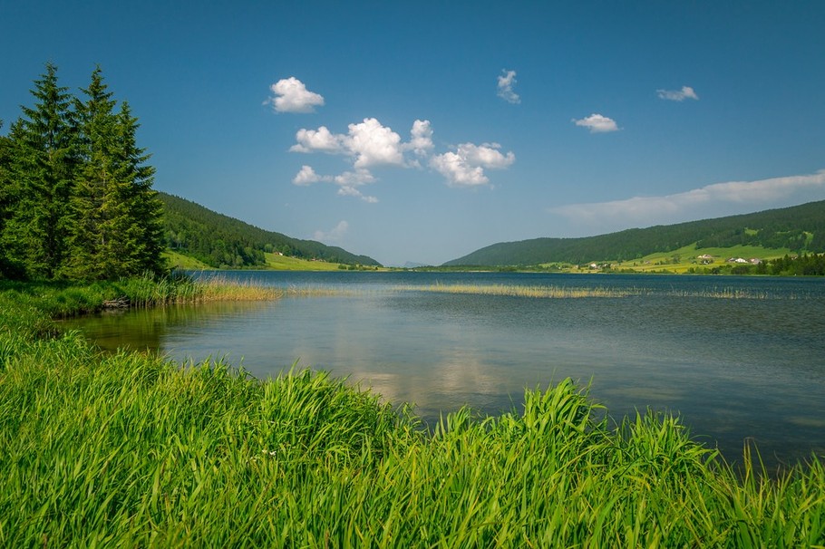 Le lac des Rousses, plage aménagé
