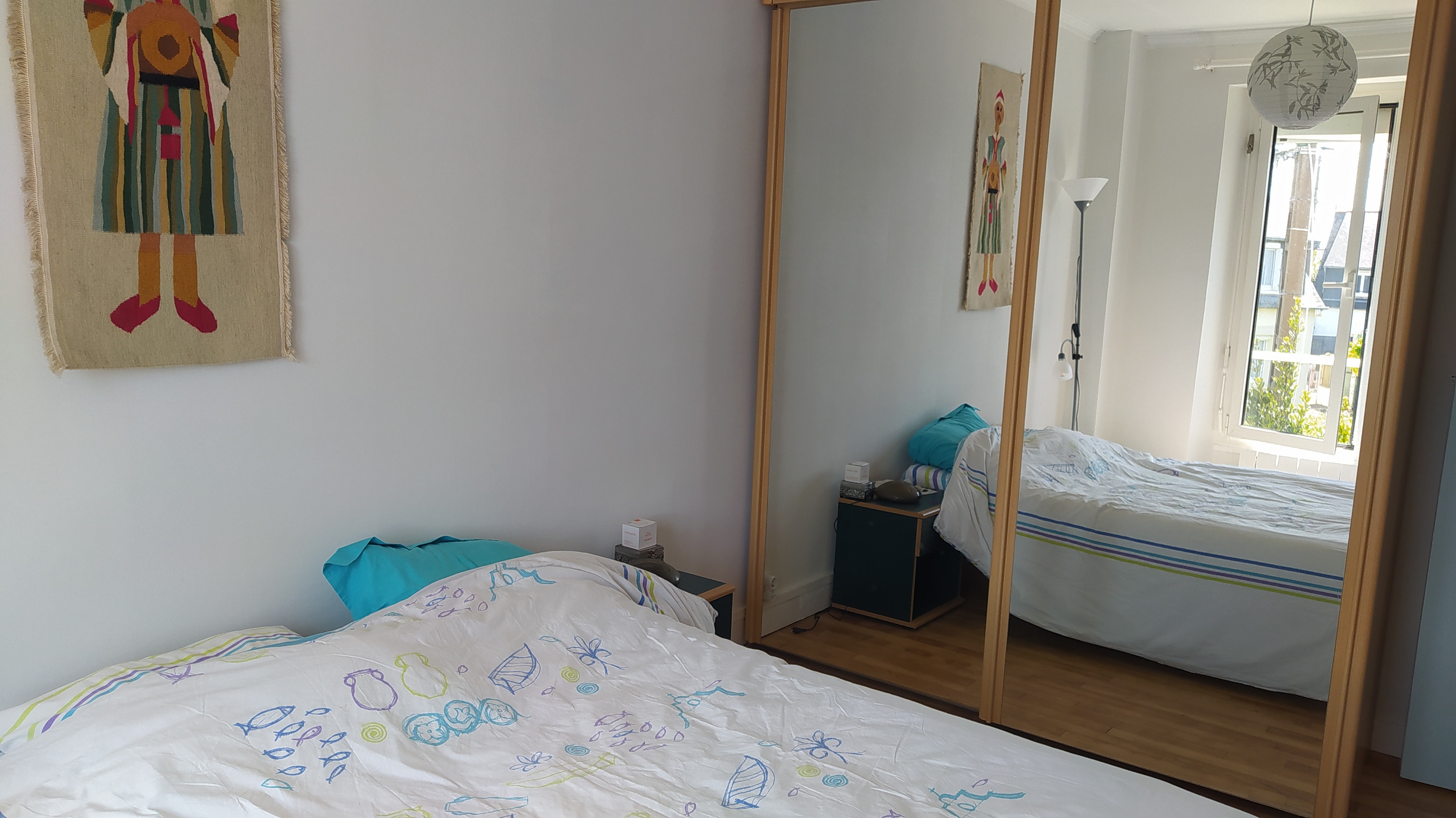 Chambre 2 avec un lit 140 cm, dressing