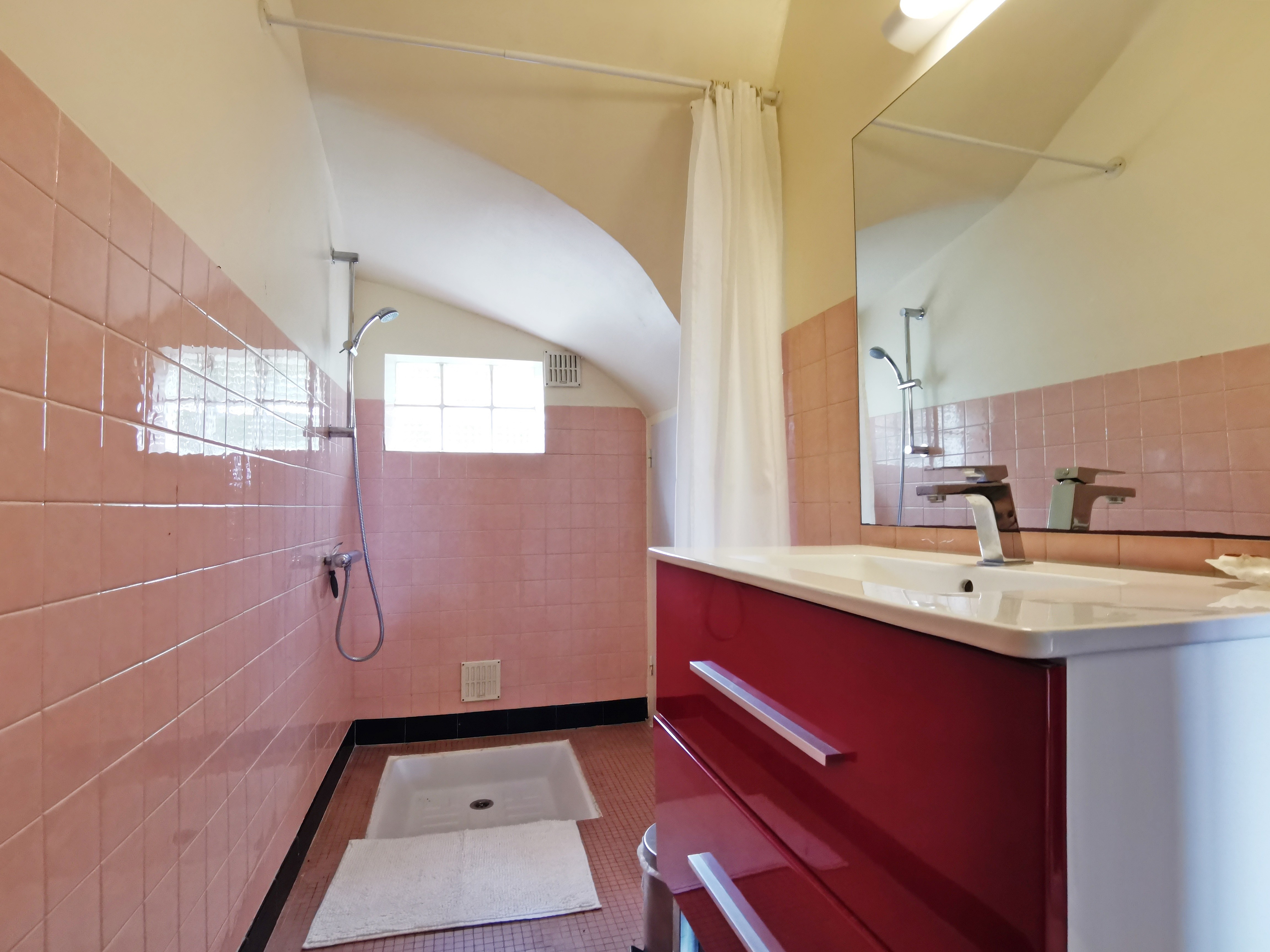 Ground floor: Shower room