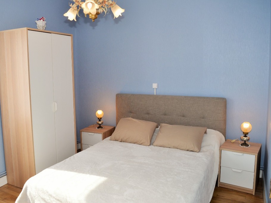 chambre 1 lit de 140 cm