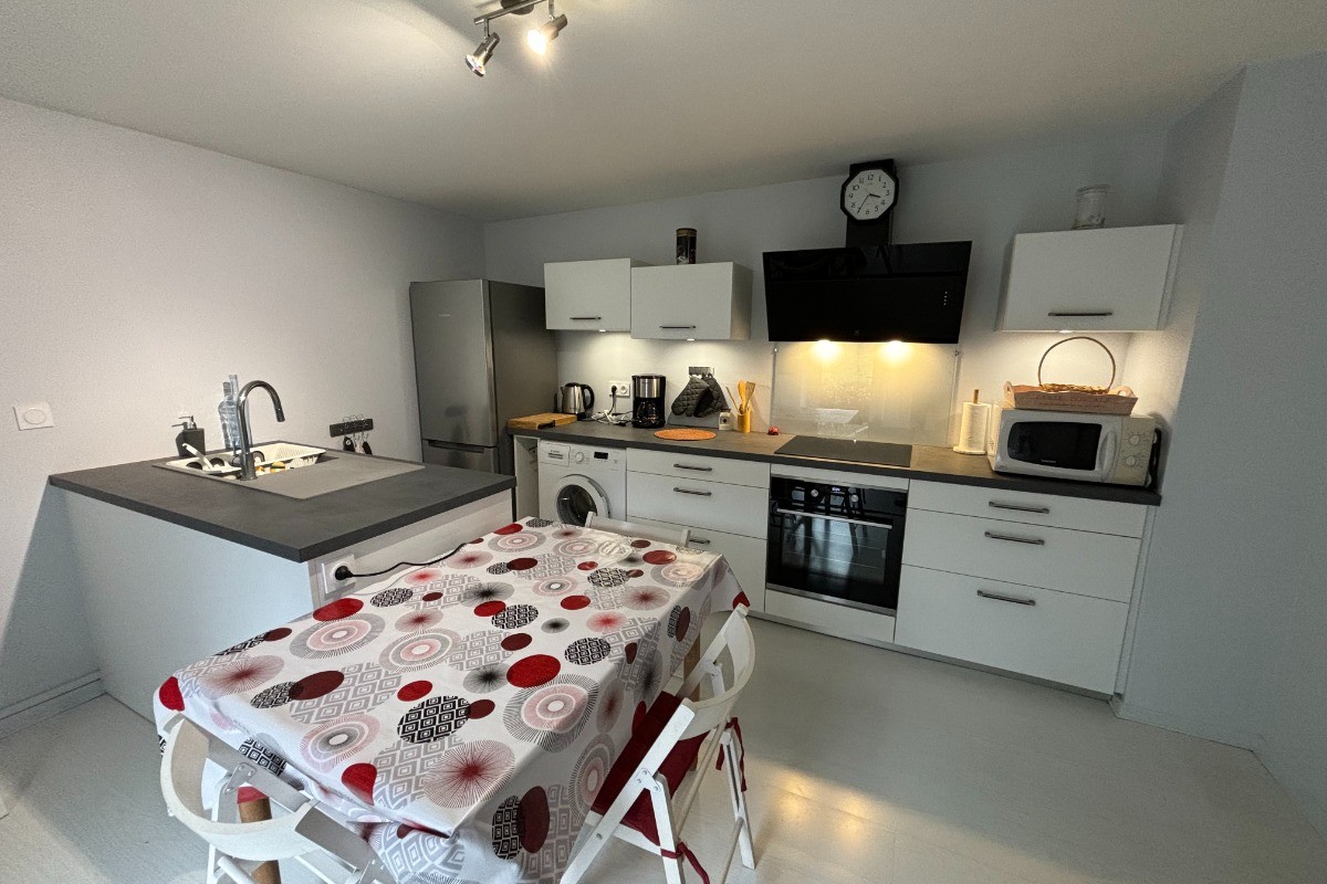 cuisine neuve toute équipée