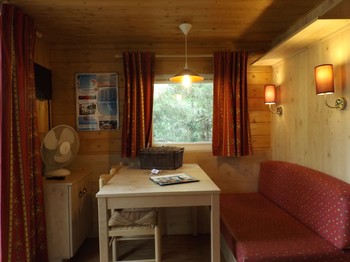 Roulotte des Lutins pour 4 personnes, à Défi Planet, à Dienné, Vienne