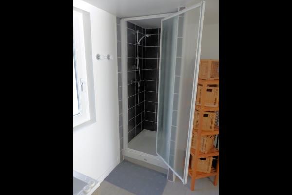 douche locations clevacances sisteron