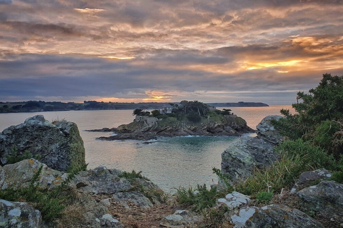 Fort du Guesclin à Saint-Coulomb