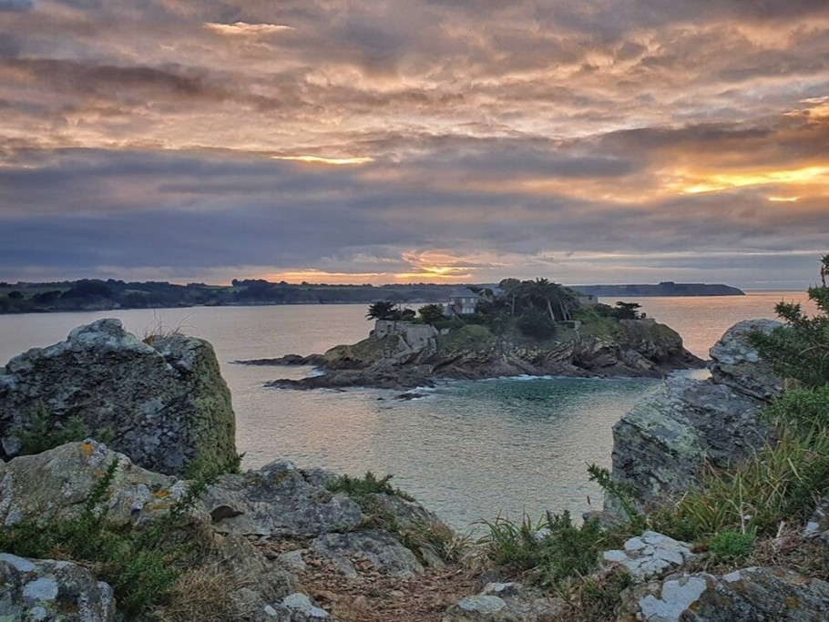 Fort du Guesclin à Saint-Coulomb