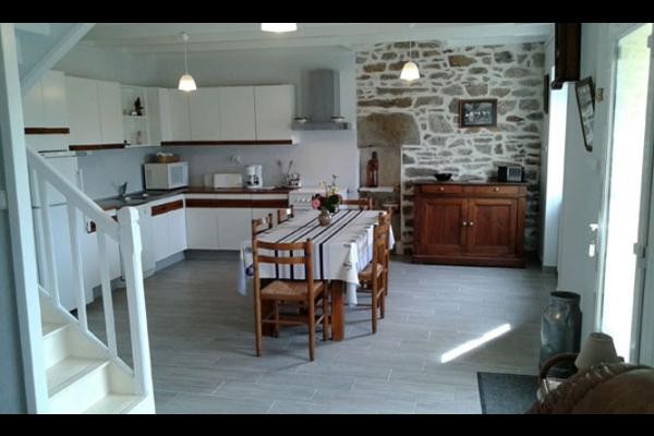 table familiale dans le séjour