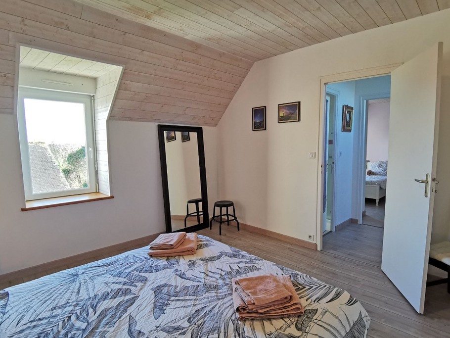 Draps et linge de toilette fournis