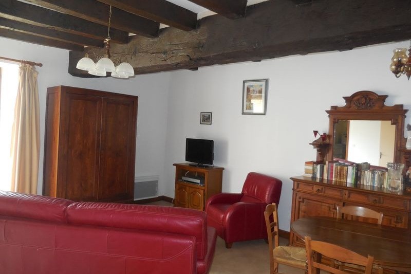 Maison au cœur du bourg de Genouillac en Creuse
