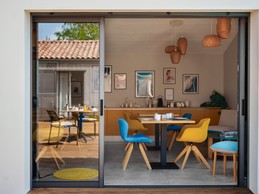 Breakfast room