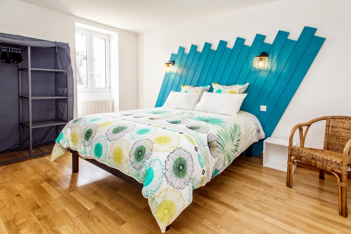 Chambre avec lit 160 à l'étage