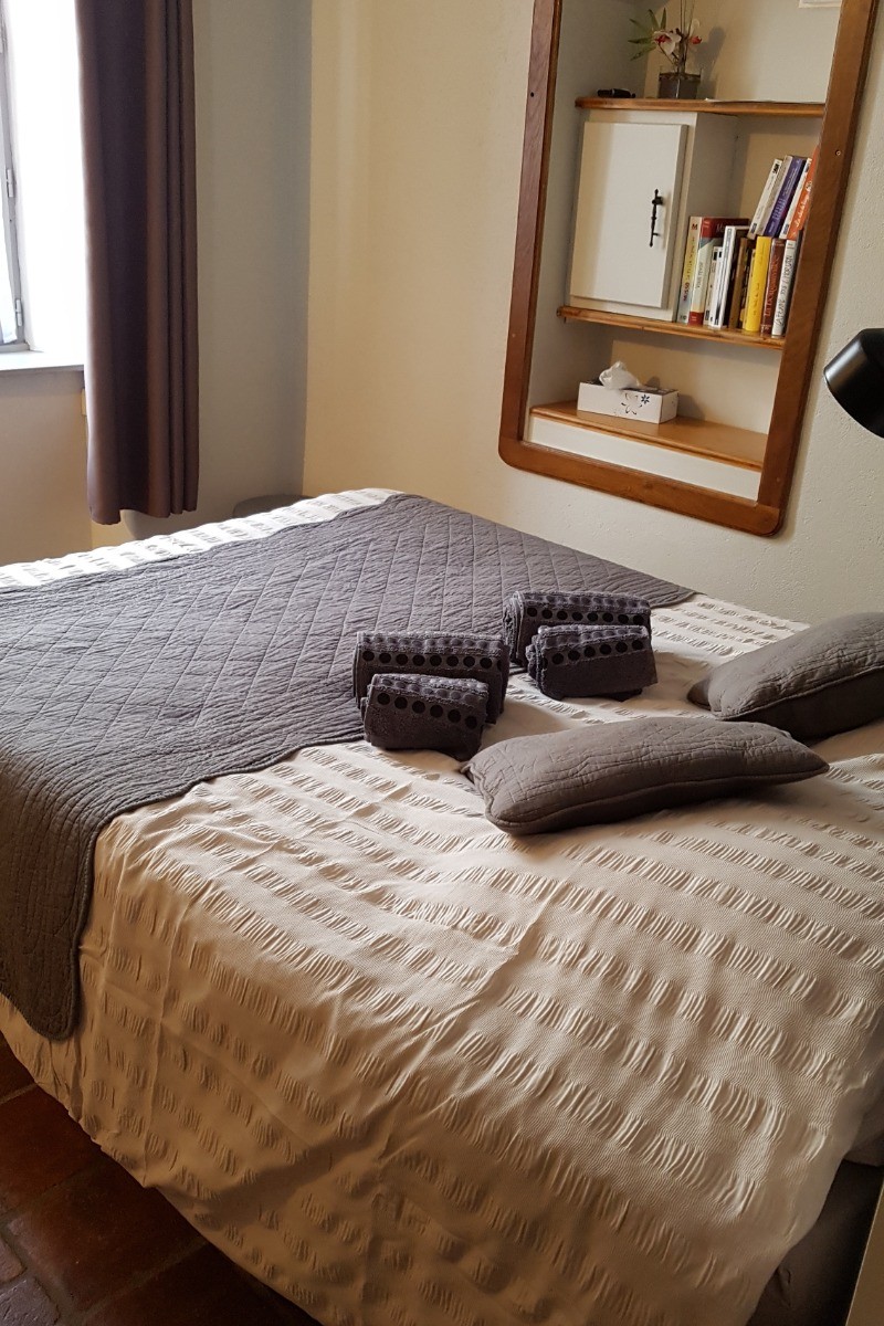 Chambre parentale avec coin lecture