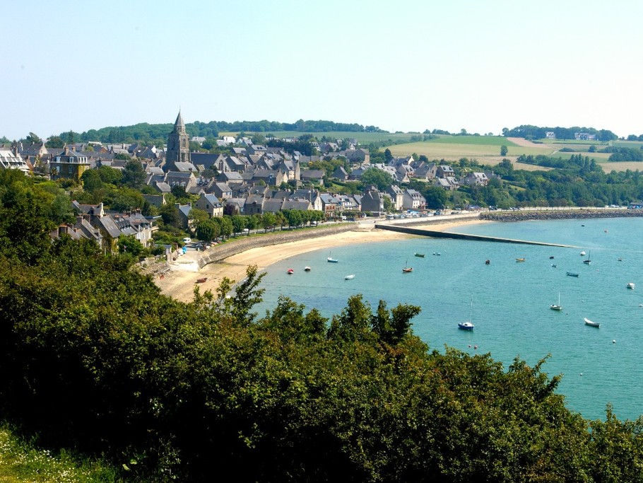 Le village de Saint-Suliac sur les bords de Rance, élu "village préféré des Français". 
Crédits photos : CRTB LAMBART-Norbert