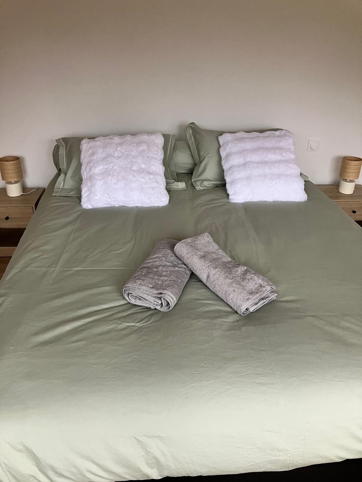 Chambre n°2 -Gîte du Thoné