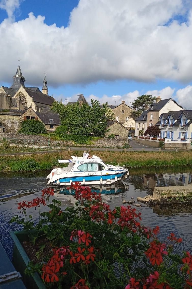 Canal de Nantes à Brest