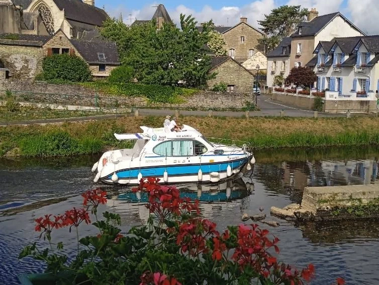 Canal de Nantes à Brest