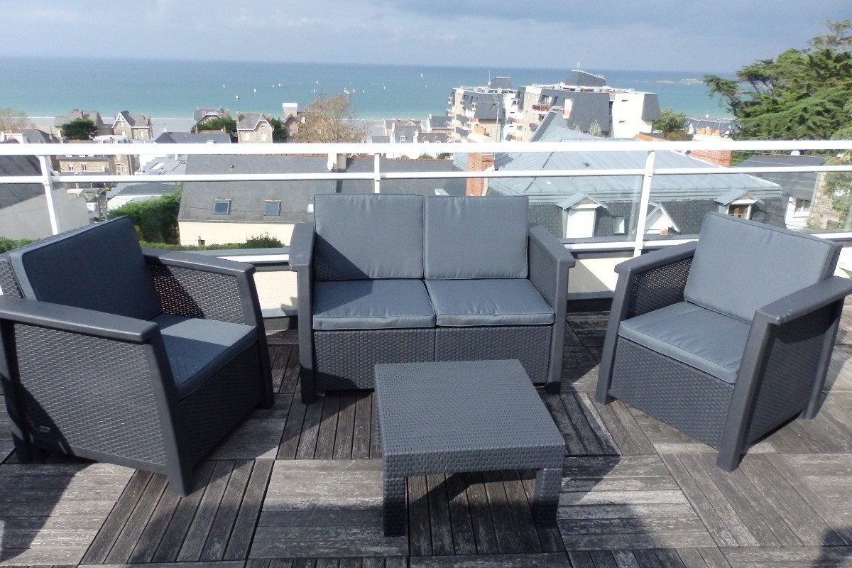 Salon d'extérieur sur la terrasse
