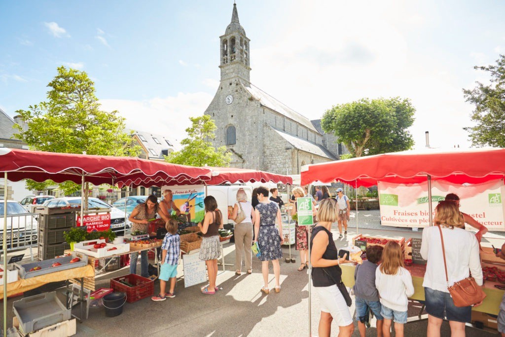 Place de l'église - Fouesnant