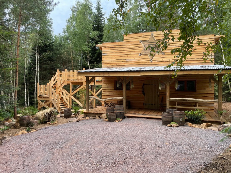 Extérieur - Cabane du Shériff - Lac de Pierre Percée