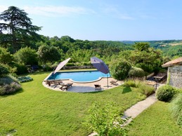 Domaine de Bernou - Gite de groupe 15 personnes près d'Agen