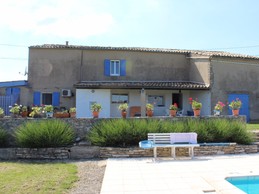 Façade de la Ferme